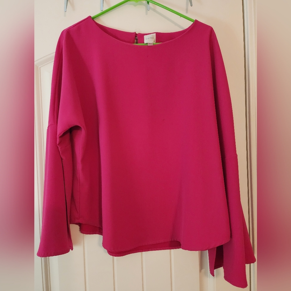 Cupio Barbie Pink Round Neck Top Long Flutter Sleeves Keyhole Back Sz LARGE